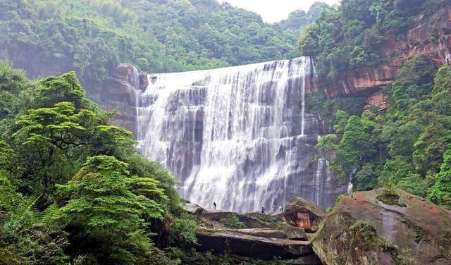 百余种“土味”年货受青睐 蒲城县新春年货购物节暨文旅产品促消费活动举行